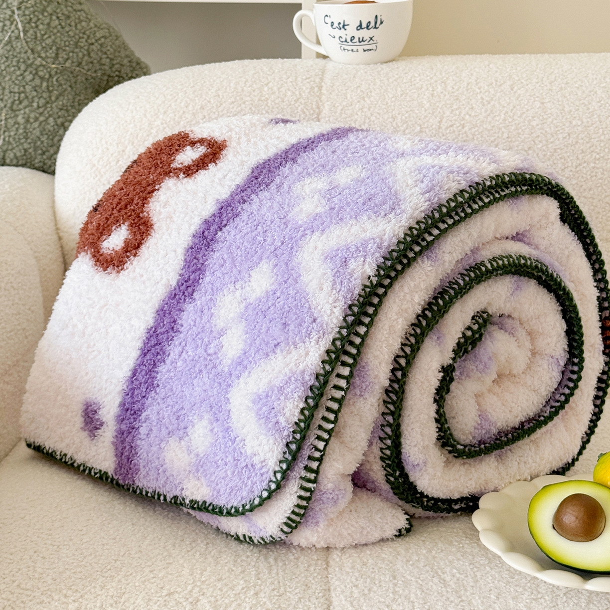 91家纺网 家纺一手货源 找家纺 舒隅家纺 2025新款A类卡通休闲半边绒三角针毛毯 森系萌宠-紫