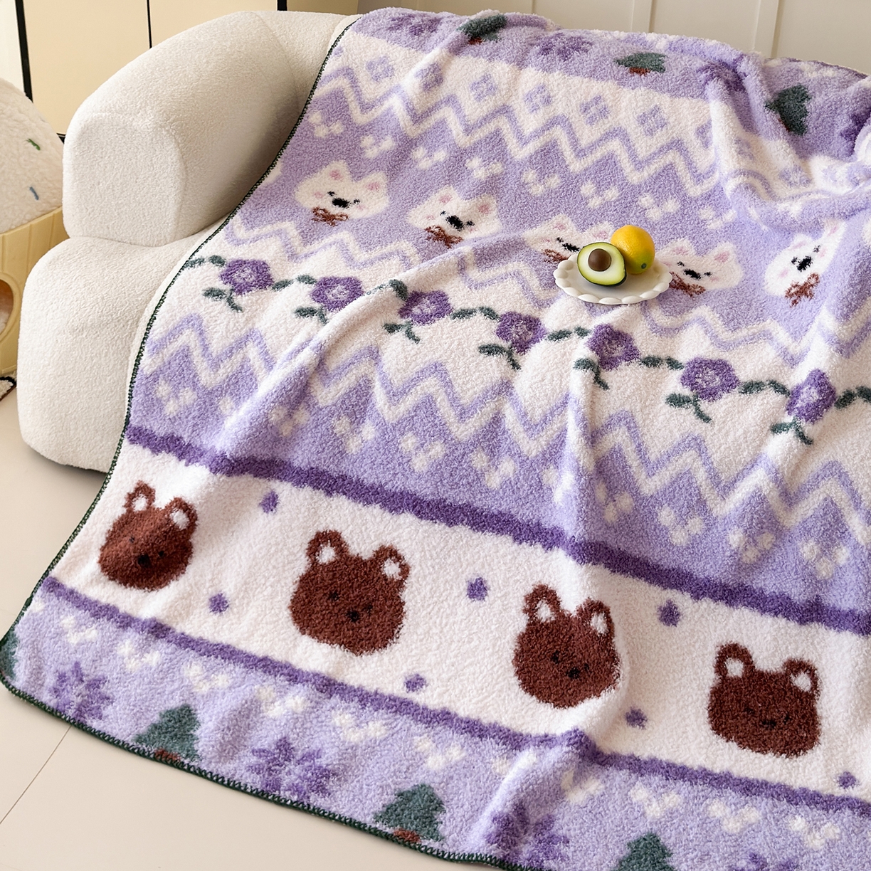 91家纺网 家纺一手货源 找家纺 舒隅家纺 2025新款A类卡通休闲半边绒三角针毛毯 森系萌宠-紫