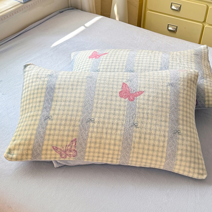 91家纺网 家纺一手货源 找家纺 九诺家纺 2025秋冬新款牛奶绒床单四件套【圆角吊边花边床单】 蝶舞格韵