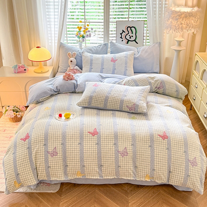 91家纺网 家纺一手货源 找家纺 九诺家纺 2025秋冬新款牛奶绒床单四件套【圆角吊边花边床单】 蝶舞格韵