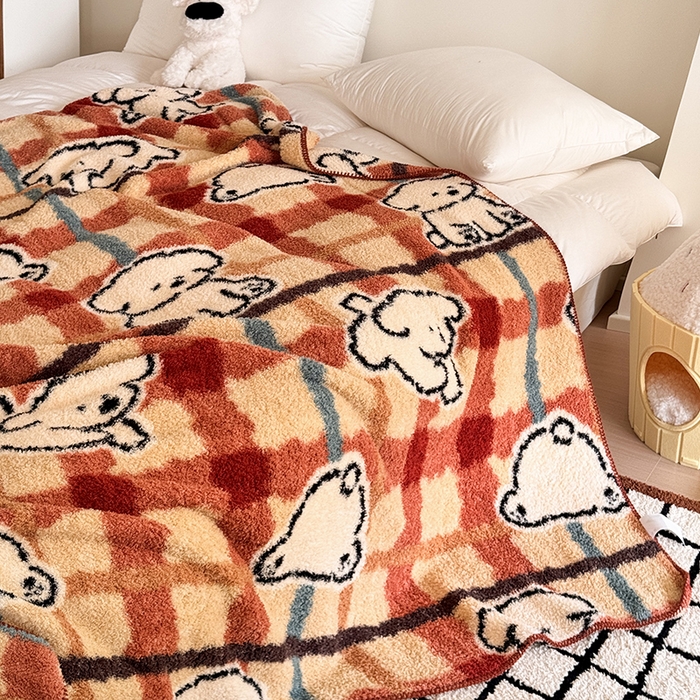 91家纺网 家纺一手货源 找家纺 舒隅家纺 2025新款A类卡通休闲半边绒三角针毛毯 线条小狗-红