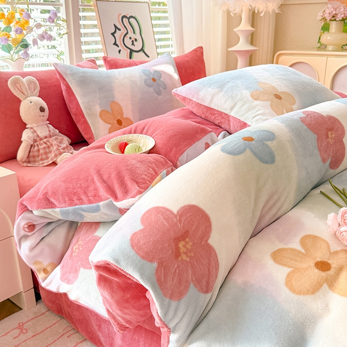 91家纺网 家纺一手货源 找家纺 九诺家纺 2025秋冬新款牛奶绒床单四件套【圆角吊边花边床单】 花海