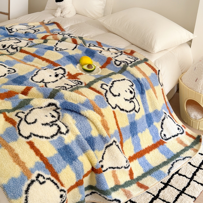 91家纺网 家纺一手货源 找家纺 舒隅家纺 2025新款A类卡通休闲半边绒三角针毛毯 线条小狗-蓝