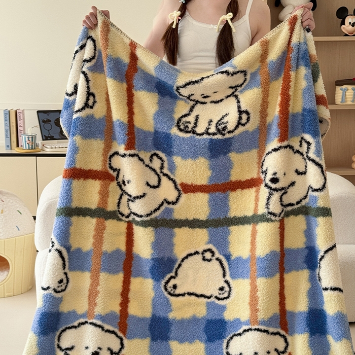 91家纺网 家纺一手货源 找家纺 舒隅家纺 2025新款A类卡通休闲半边绒三角针毛毯 线条小狗-蓝