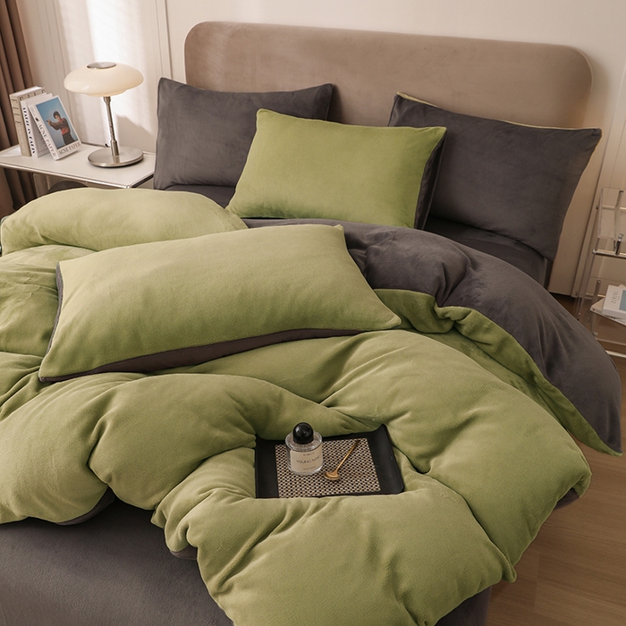 91家纺网 家纺一手货源 找家纺 （总）大元 2025新款A类高克重素色双拼牛奶绒四件套