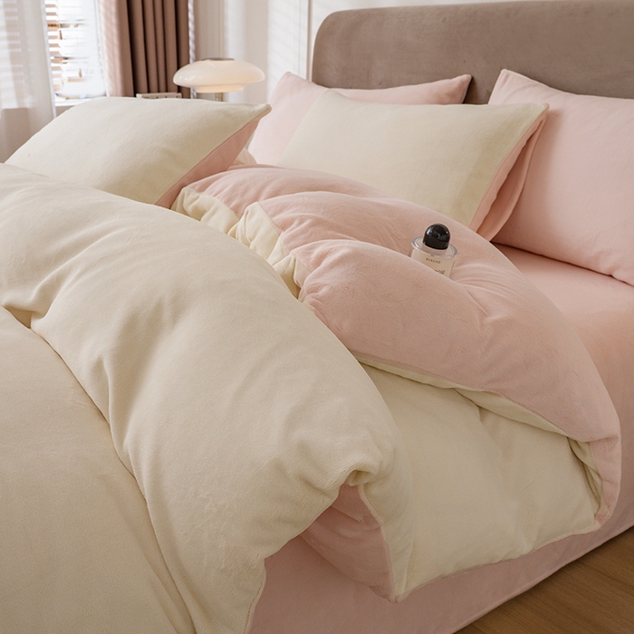 91家纺网 家纺一手货源 找家纺 （总）大元 2025新款A类高克重素色双拼牛奶绒四件套