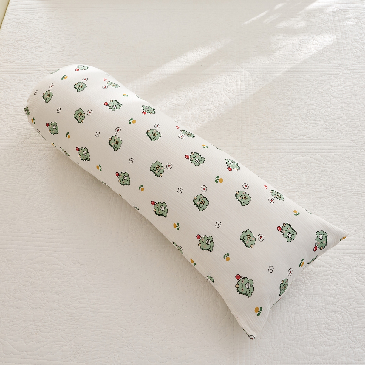 91家纺网 家纺一手货源 找家纺 乐可 2025新款亲肤柔软全棉纯棉纱布抱枕 全棉纱布抱枕-BB1小奶龙白