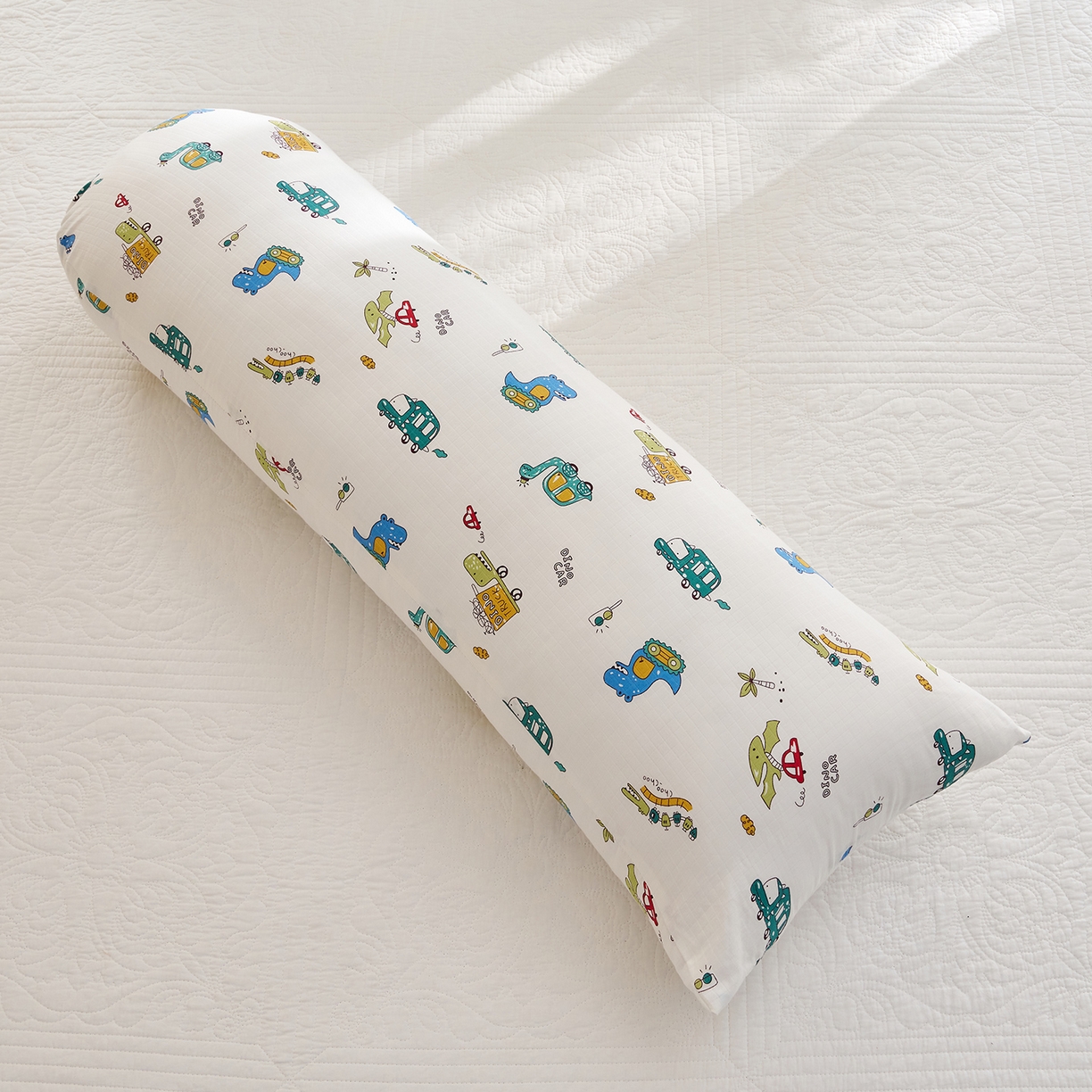 91家纺网 家纺一手货源 找家纺 乐可 2025新款全棉纯棉双层纱抱枕 全棉双层纱抱枕-BC1恐龙战车白