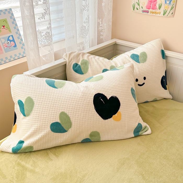 91家纺网 家纺一手货源 找家纺 （总）懒猫家纺 2025新款印花牛奶绒雕花四件套