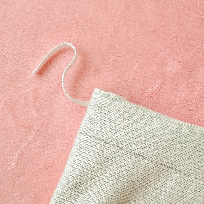 91家纺网 家纺一手货源 找家纺 懒猫家纺 2025新款印花牛奶绒雕花四件套 花香迷人