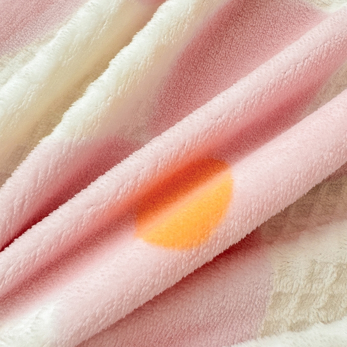 91家纺网 家纺一手货源 找家纺 懒猫家纺 2025新款印花牛奶绒雕花四件套 恋恋花语