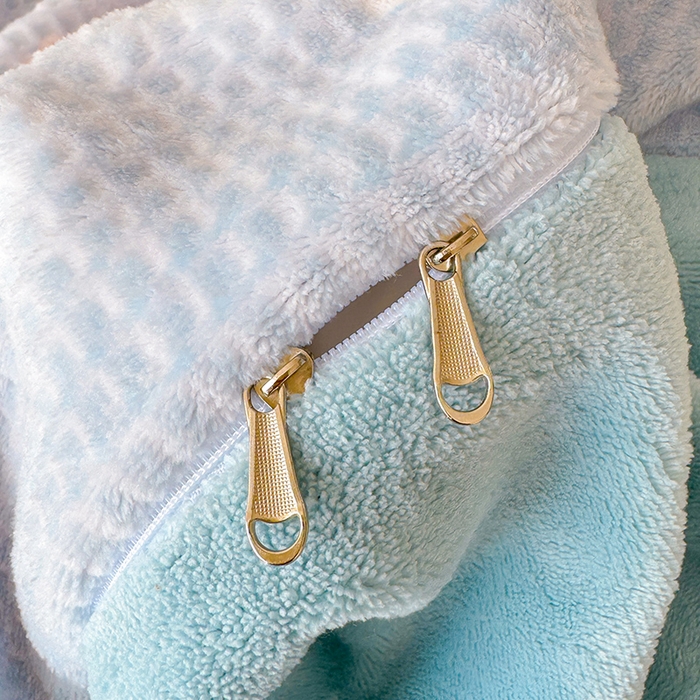 91家纺网 家纺一手货源 找家纺 懒猫家纺 2025新款印花牛奶绒雕花四件套 那些花儿