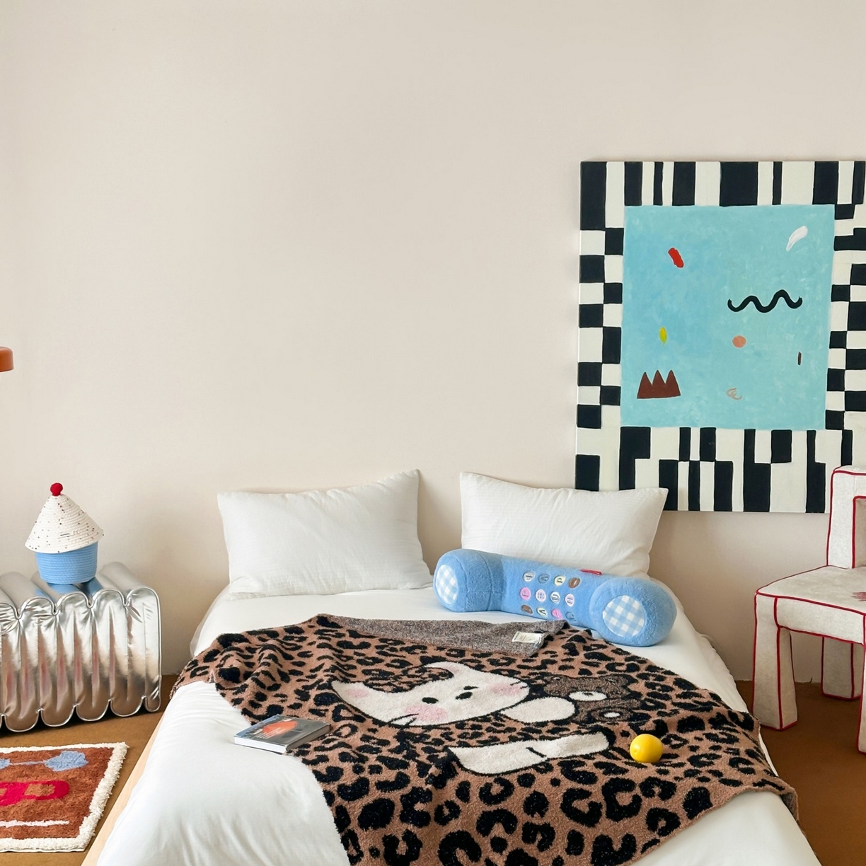 91家纺网 家纺一手货源 找家纺 觅糖家纺 2025新款卡通半边绒毛毯毯子系列 豹纹kitty