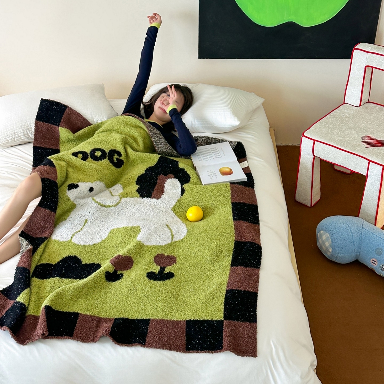 91家纺网 家纺一手货源 找家纺 觅糖家纺 2025新款卡通半边绒毛毯毯子系列 漫步小狗