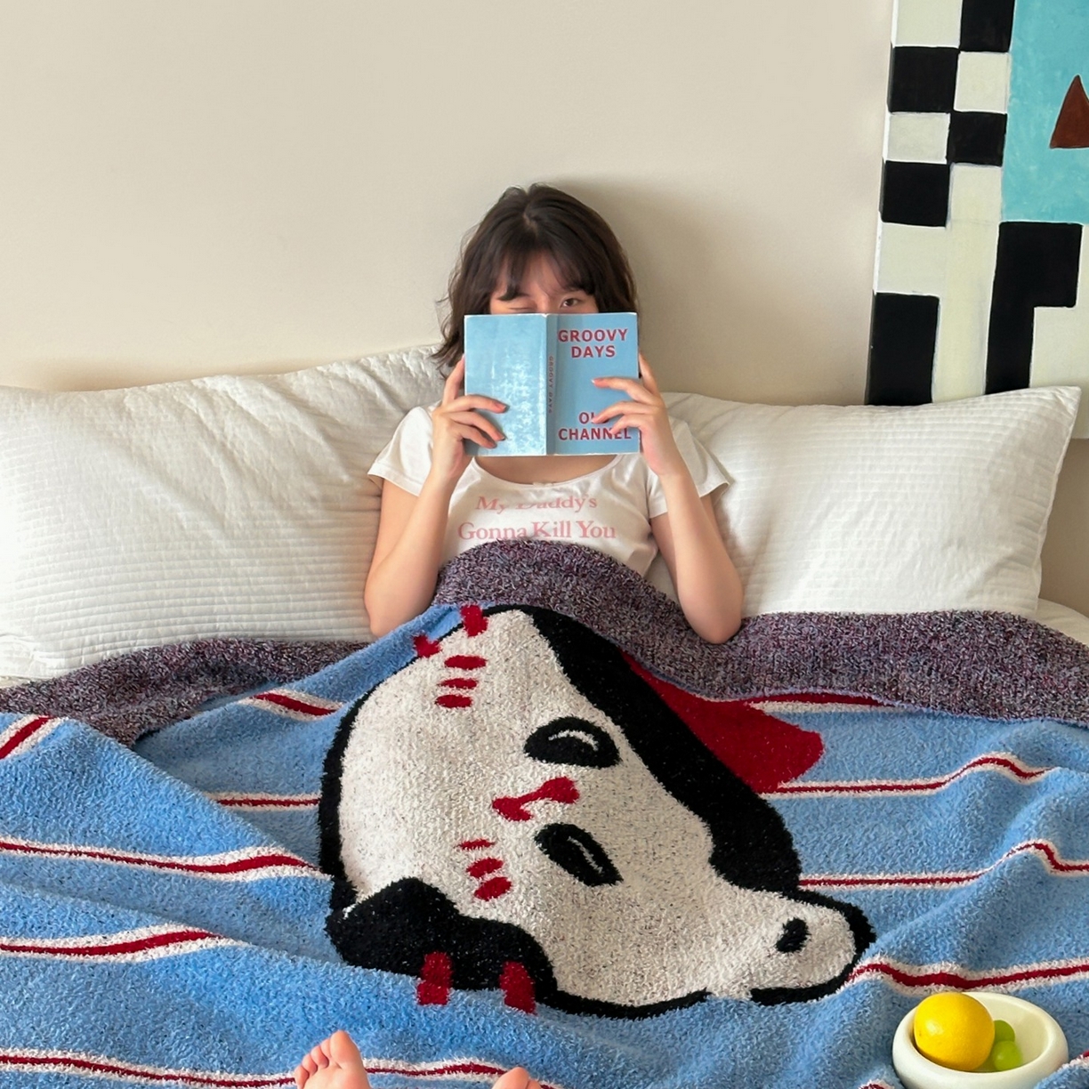 91家纺网 家纺一手货源 找家纺 觅糖家纺 2025新款卡通半边绒毛毯毯子系列 蓝条纹猫