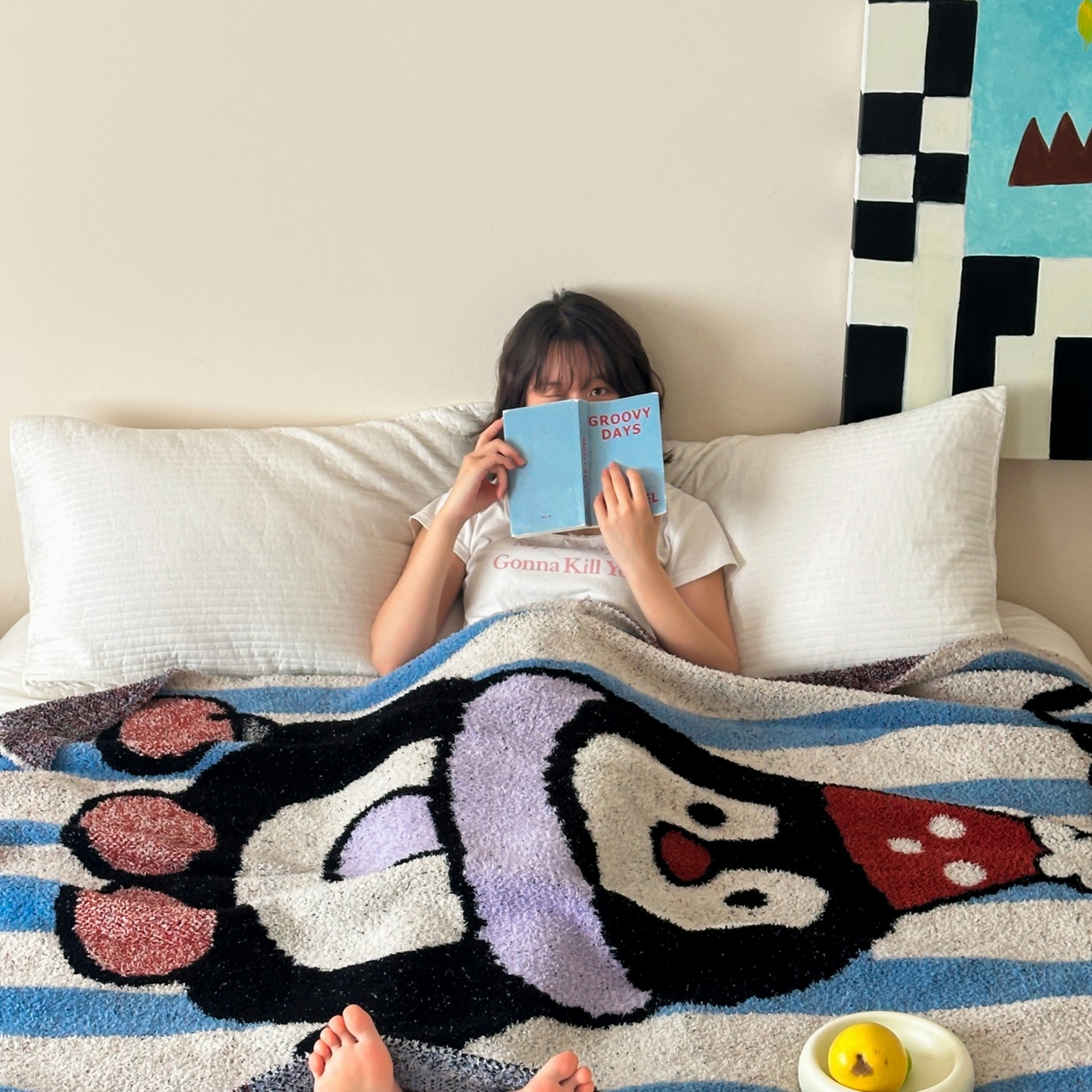 91家纺网 家纺一手货源 找家纺 觅糖家纺 2025新款卡通半边绒毛毯毯子系列 快乐企鹅