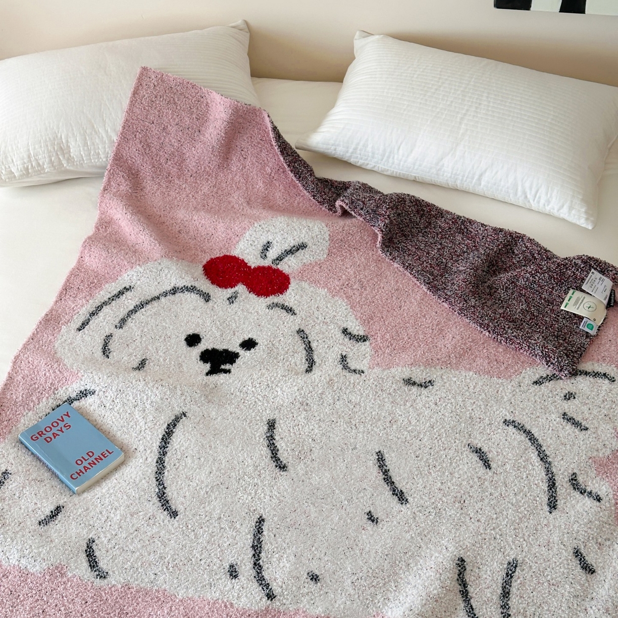 91家纺网 家纺一手货源 找家纺 觅糖家纺 2025新款卡通半边绒毛毯毯子系列 粉色泡芙