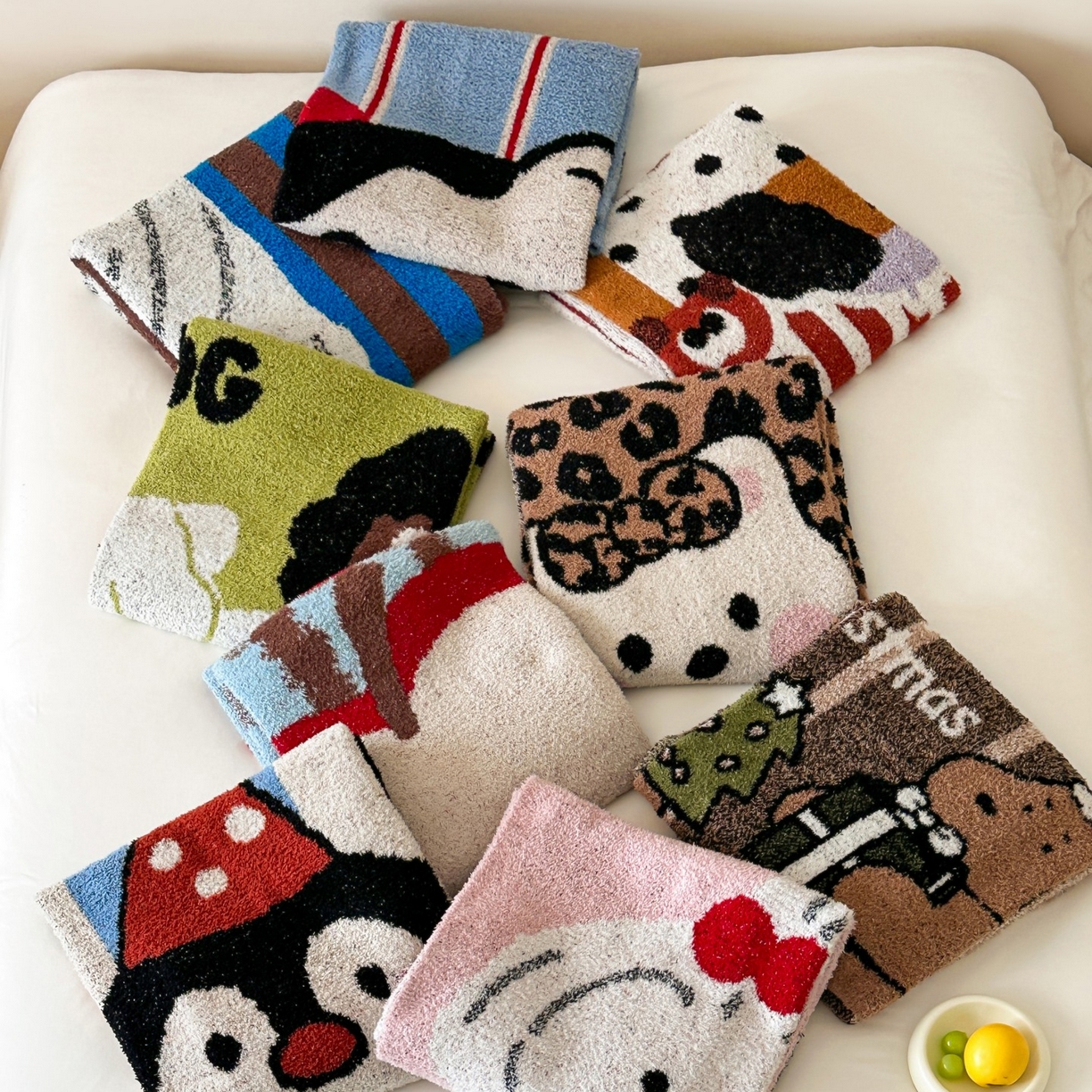 91家纺网 家纺一手货源 找家纺 觅糖家纺 2025新款卡通半边绒毛毯毯子系列 组合