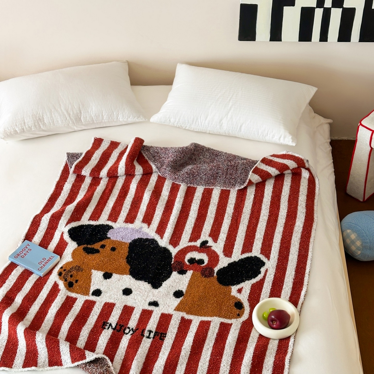 91家纺网 家纺一手货源 找家纺 觅糖家纺 2025新款卡通半边绒毛毯毯子系列 条纹小狗