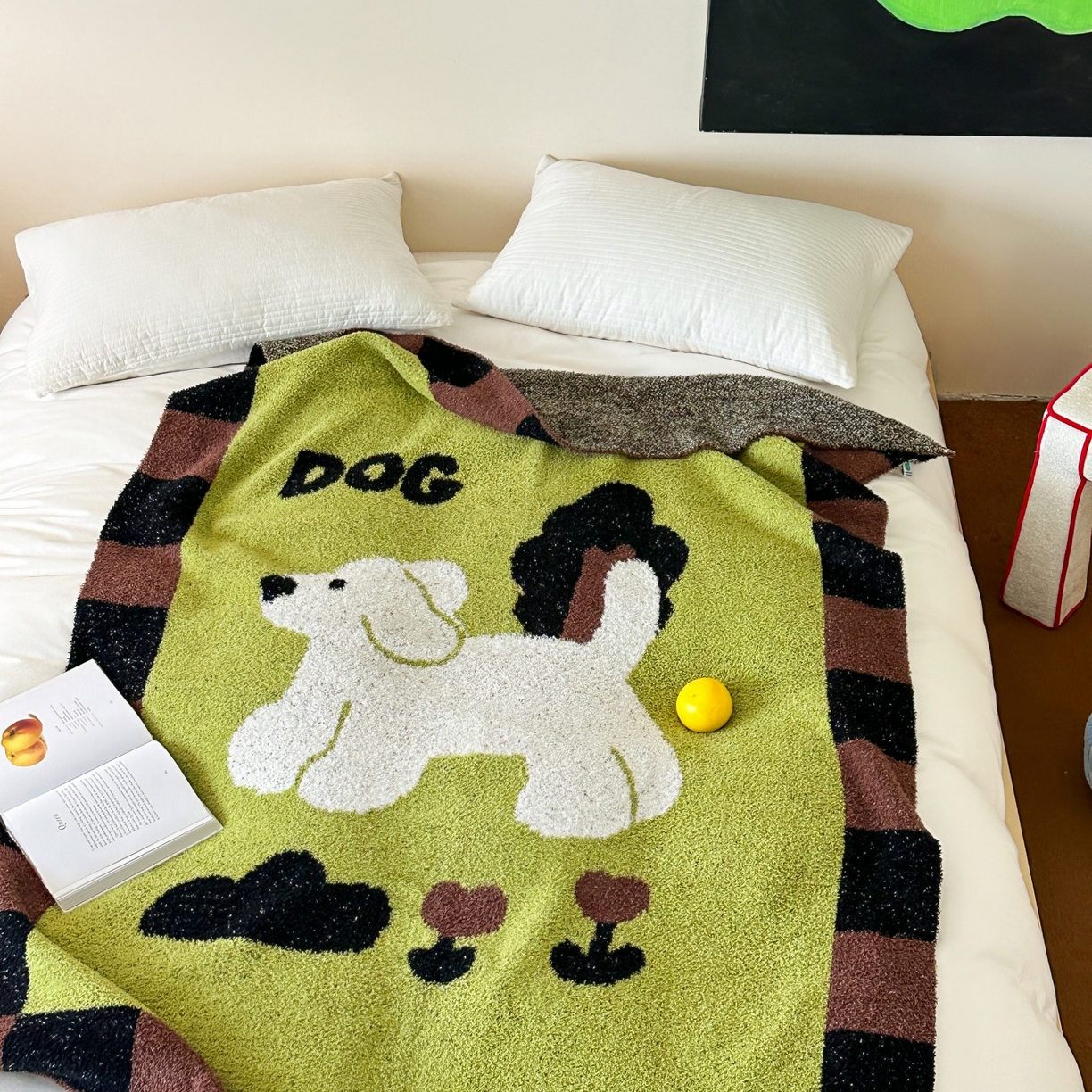 91家纺网 家纺一手货源 找家纺 觅糖家纺 2025新款卡通半边绒毛毯毯子系列 漫步小狗