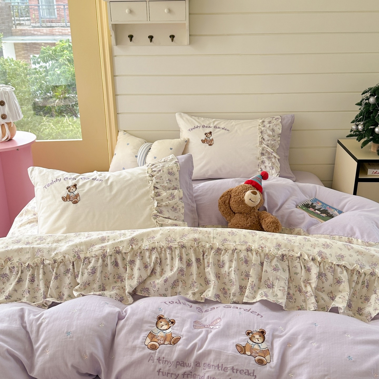 91家纺网 家纺一手货源 找家纺 （总）觅糖家纺 2025新款双层纱刺绣花边四件套系列