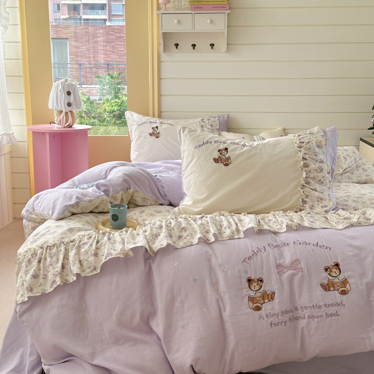 91家纺网 家纺一手货源 找家纺 觅糖家纺 2025新款双层纱刺绣花边四件套系列 花园小熊