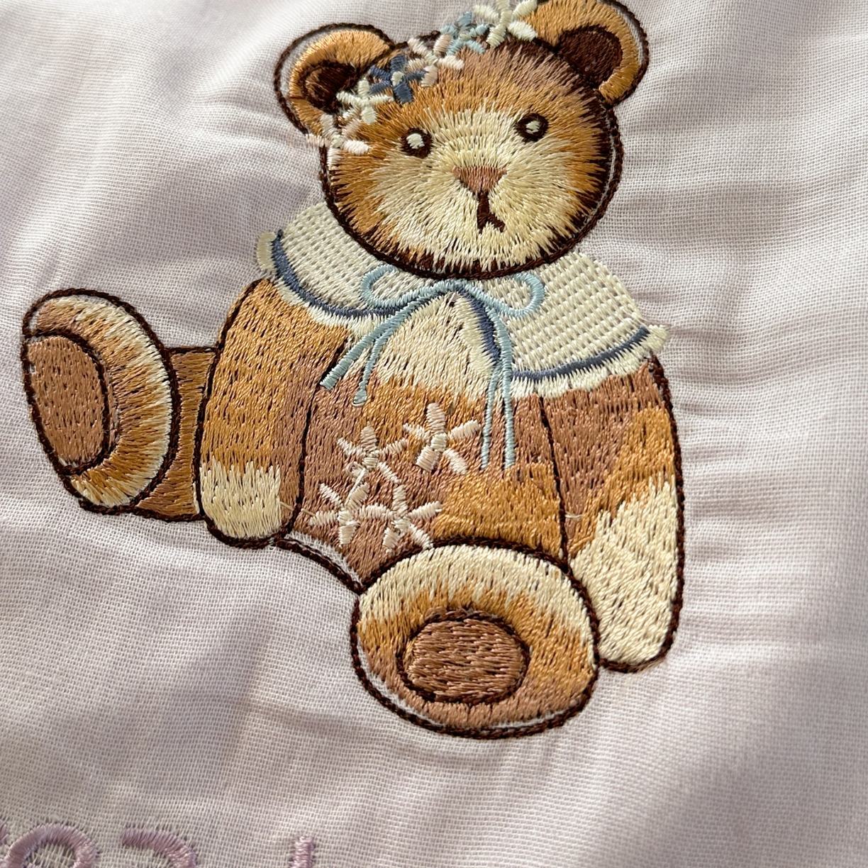 91家纺网 家纺一手货源 找家纺 （总）觅糖家纺 2025新款双层纱刺绣花边四件套系列