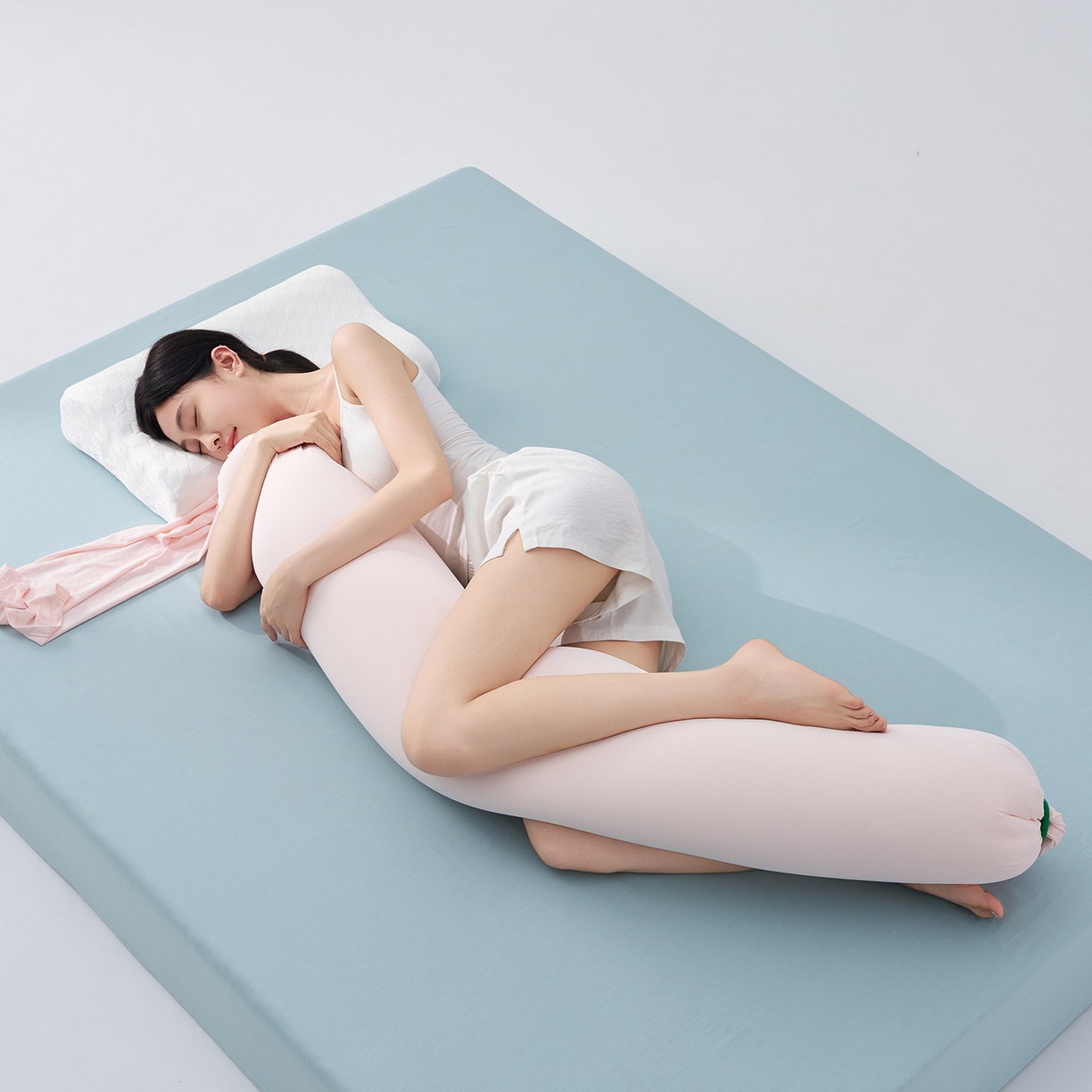 91家纺网 家纺一手货源 找家纺 乐可 2025新款素雅纯色温馨时尚多功能抱枕儿童成人侧睡夹腿抱枕靠垫 多功能抱枕-大号-BD少女粉