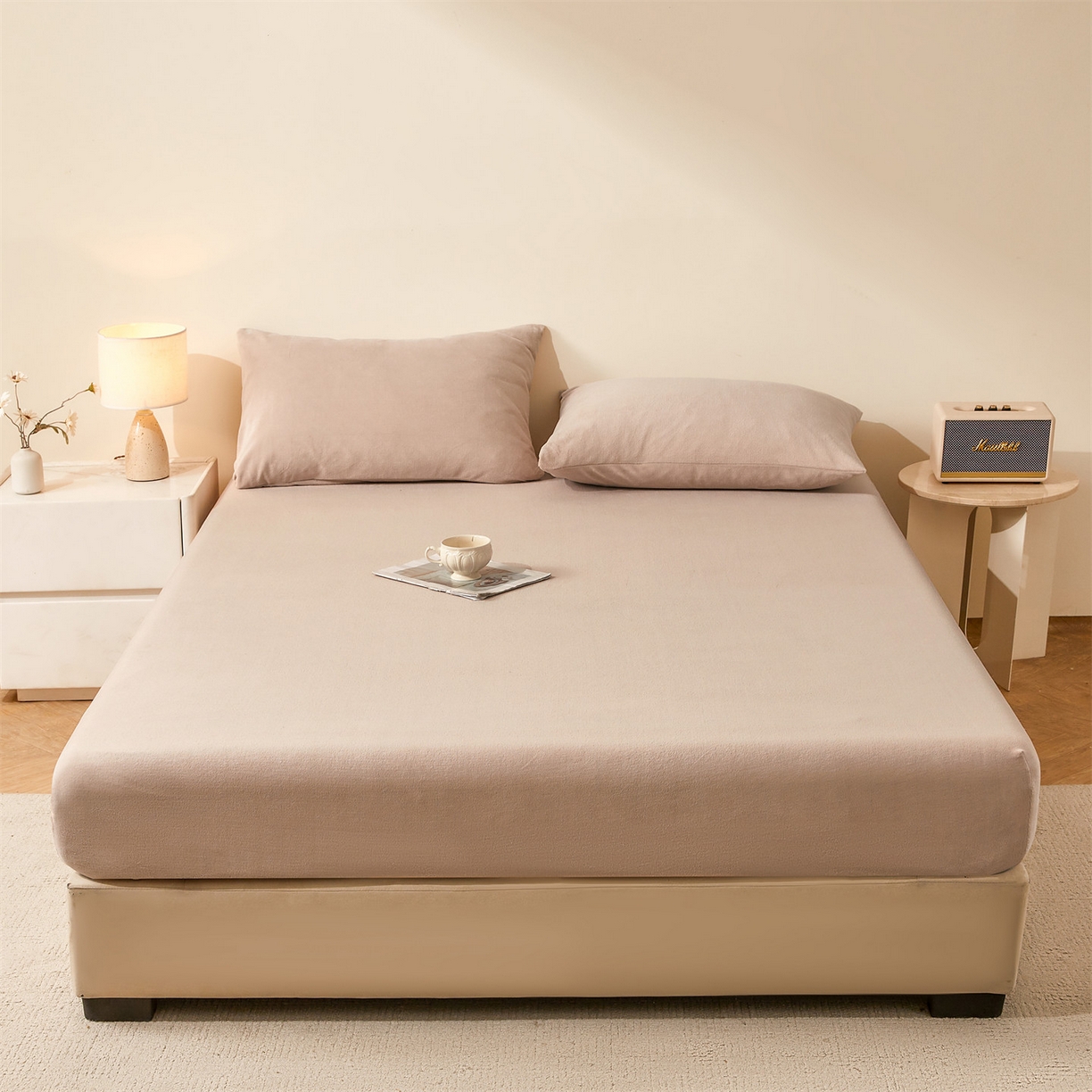 91家纺网 家纺一手货源 找家纺 优眠坊 2025新款单层高克重牛奶绒纯色床笠 岩石棕