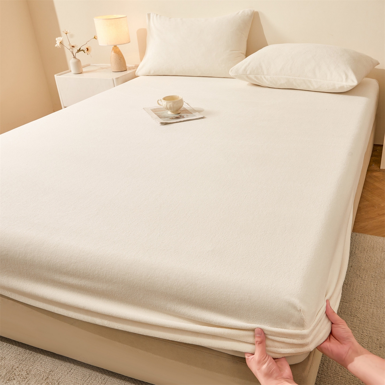 优眠坊 2025新款单层高克重牛奶绒纯色床笠 月影白