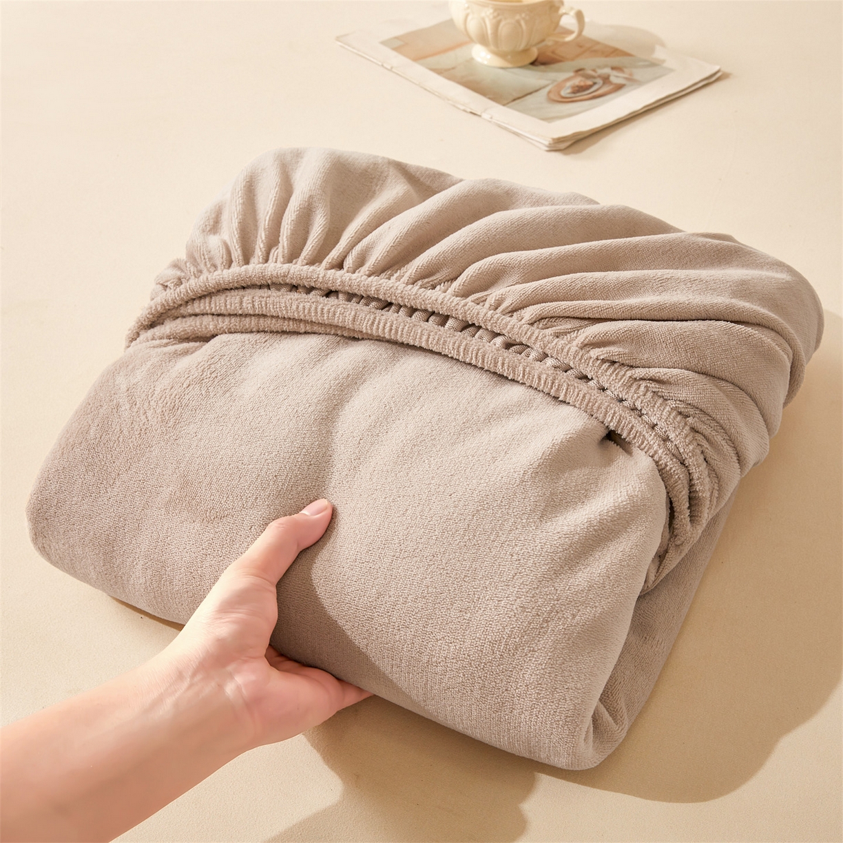 91家纺网 家纺一手货源 找家纺 优眠坊 2025新款单层高克重牛奶绒纯色床笠 岩石棕