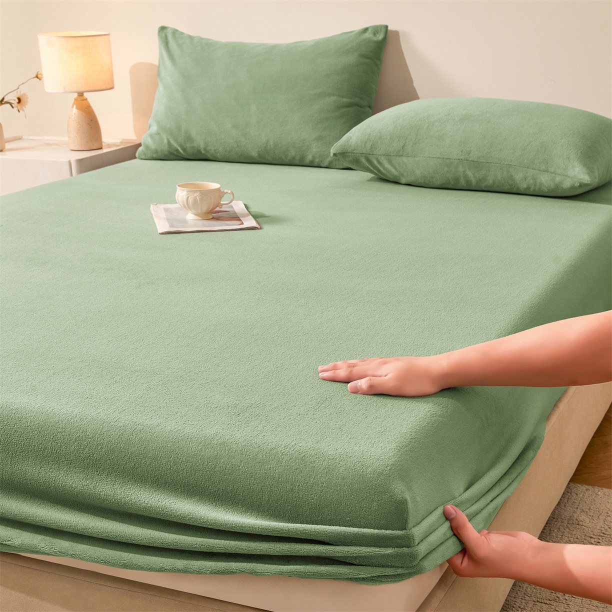 91家纺网 家纺一手货源 找家纺 优眠坊 2025新款单层高克重牛奶绒纯色床笠 翡翠绿