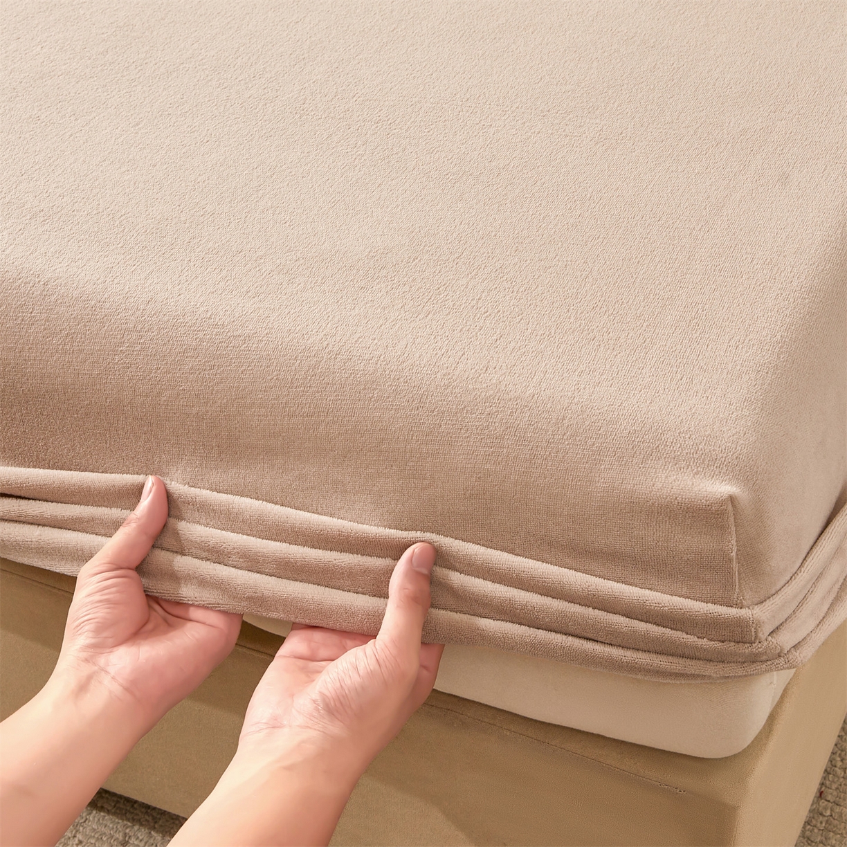 91家纺网 家纺一手货源 找家纺 优眠坊 2025新款单层高克重牛奶绒纯色床笠 岩石棕