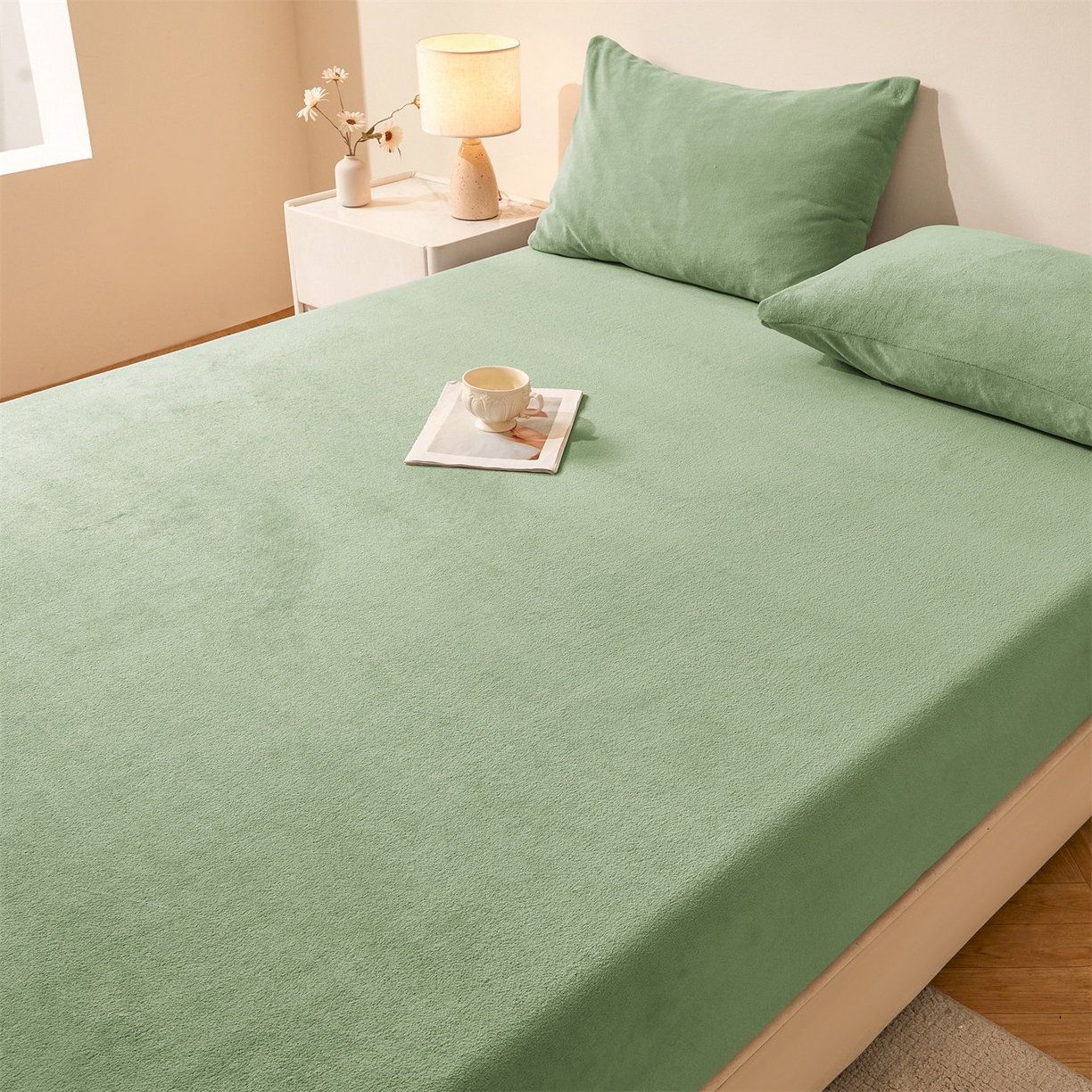 91家纺网 家纺一手货源 找家纺 优眠坊 2025新款单层高克重牛奶绒纯色床笠 翡翠绿