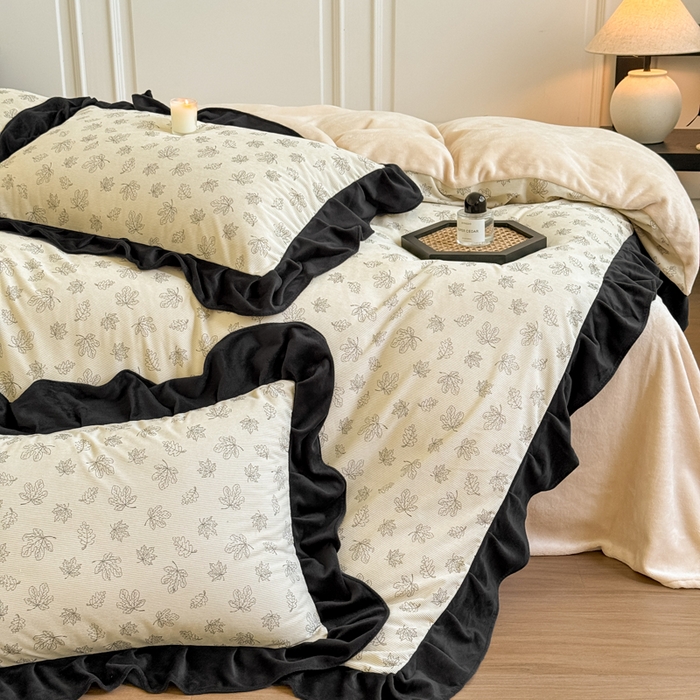 91家纺网 家纺一手货源 找家纺 宅家居 2025新款秋冬爆款轻法式赫本风灯芯绒四件套提花立体韩版花边牛奶绒三件套 繁花