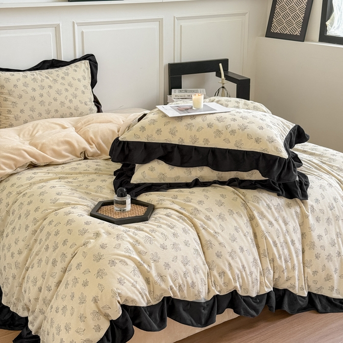 91家纺网 家纺一手货源 找家纺 宅家居 2025新款秋冬爆款轻法式赫本风灯芯绒四件套提花立体韩版花边牛奶绒三件套 繁花