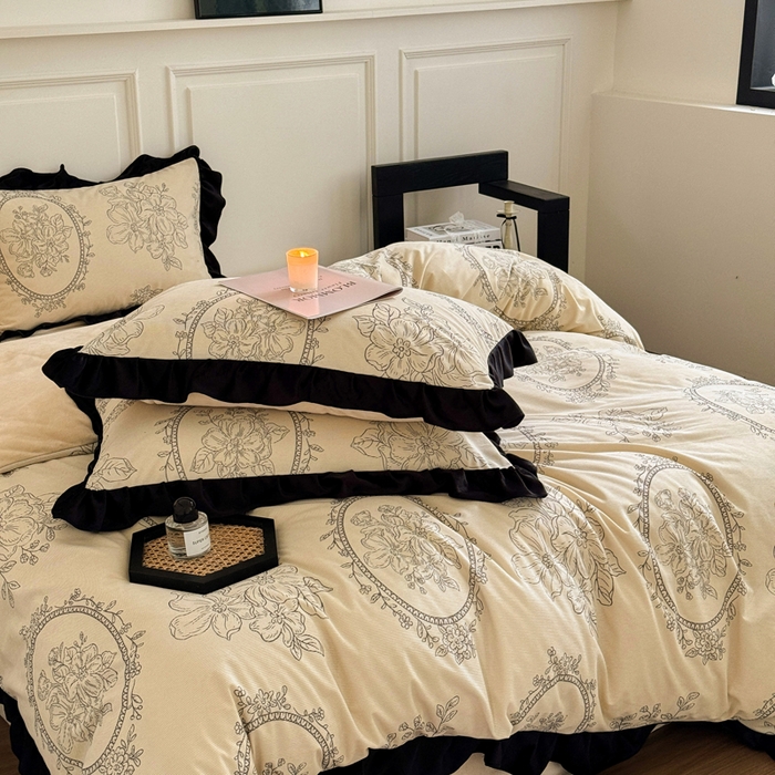 91家纺网 家纺一手货源 找家纺 宅家居 2025新款秋冬爆款轻法式赫本风灯芯绒四件套提花立体韩版花边牛奶绒三件套 镜花