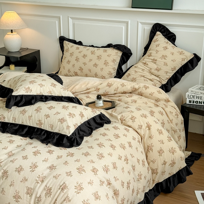 91家纺网 家纺一手货源 找家纺 宅家居 2025新款秋冬爆款轻法式赫本风灯芯绒四件套提花立体韩版花边牛奶绒三件套 茉莉