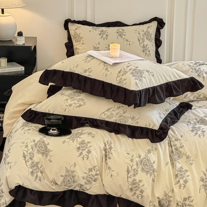 91家纺网 家纺一手货源 找家纺 宅家居 2025新款秋冬爆款轻法式赫本风灯芯绒四件套提花立体韩版花边牛奶绒三件套 牡丹