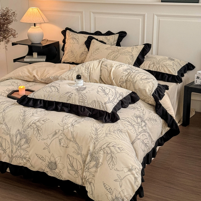 91家纺网 家纺一手货源 找家纺 宅家居 2025新款秋冬爆款轻法式赫本风灯芯绒四件套提花立体韩版花边牛奶绒三件套 语叶