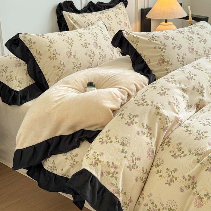 宅家居 2025新款秋冬爆款轻法式赫本风灯芯绒四件套提花立体韩版花边牛奶绒三件套 紫藤