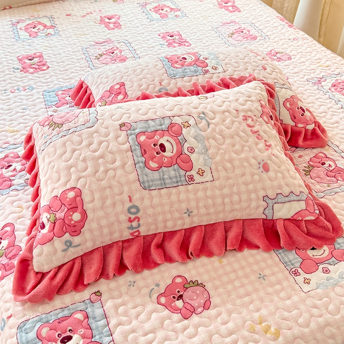 91家纺网 家纺一手货源 找家纺 九诺家纺 2025新款直播热款双层蕾丝花边牛奶绒印花床盖四件套床盖单件三件套 风情-快乐回忆