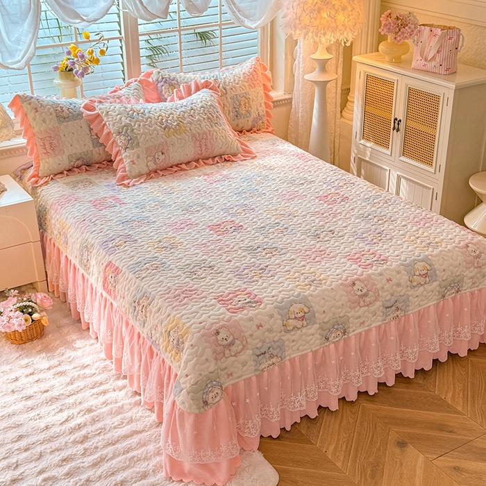 91家纺网 家纺一手货源 找家纺 九诺家纺 2025新款直播热款双层蕾丝花边牛奶绒印花床盖四件套床盖单件三件套 风情-萌宠之家