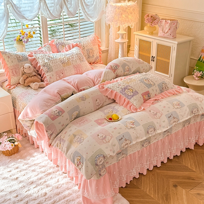 91家纺网 家纺一手货源 找家纺 九诺家纺 2025新款直播热款双层蕾丝花边牛奶绒印花床盖四件套床盖单件三件套 风情-萌宠之家