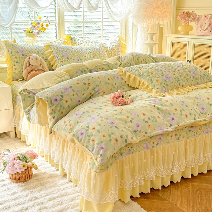 91家纺网 家纺一手货源 找家纺 九诺家纺 2025新款直播热款双层蕾丝花边牛奶绒印花床盖四件套床盖单件三件套 风情-暖阳之春