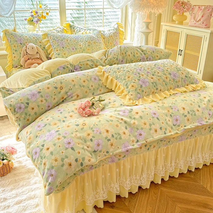 91家纺网 家纺一手货源 找家纺 九诺家纺 2025新款直播热款双层蕾丝花边牛奶绒印花床盖四件套床盖单件三件套 风情-暖阳之春