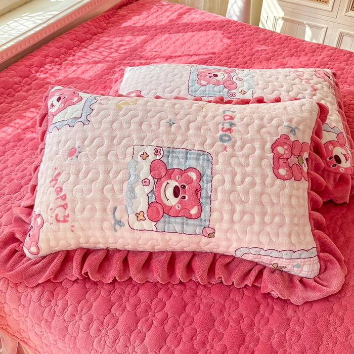 91家纺网 家纺一手货源 找家纺 九诺家纺 2025新款直播热款双层蕾丝花边牛奶绒印花床盖四件套床盖单件三件套 时光-快乐回忆