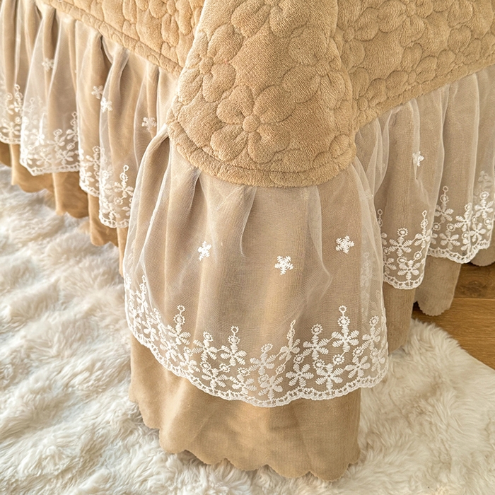 91家纺网 家纺一手货源 找家纺 九诺家纺 2025新款直播热款双层蕾丝花边牛奶绒印花床盖四件套床盖单件三件套 时光-轻奢豹纹