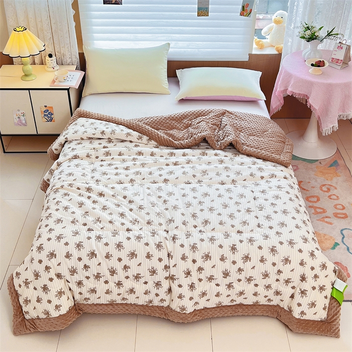 91家纺网 家纺一手货源 找家纺 萌飞 2025新款全棉豆豆绒被子被芯系列 梦圆