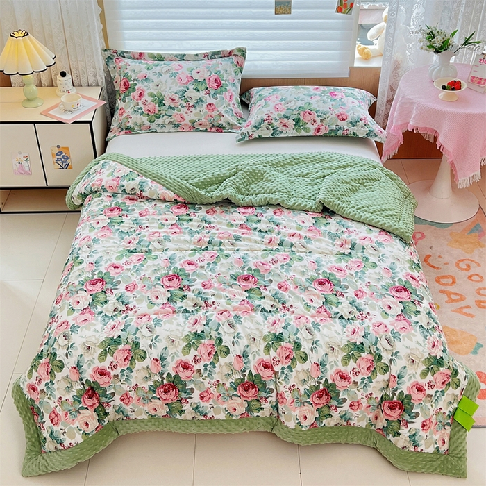 91家纺网 家纺一手货源 找家纺 萌飞 2025新款全棉豆豆绒被子被芯系列 春色